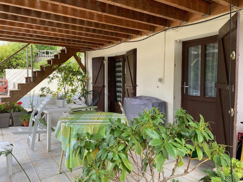 בלריב-סור-אלייה Charmant F1 Avec Terrasse Et Vue Sur Jardin Arbore - Fraicheur Naturelle Du Rez De Jardin - Parking מראה חיצוני תמונה